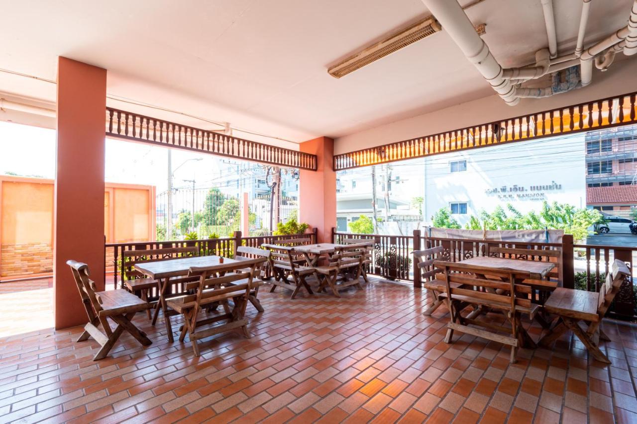 Hotel RedDoorz Navin Mansion 3 Pattaya Zewnętrze zdjęcie