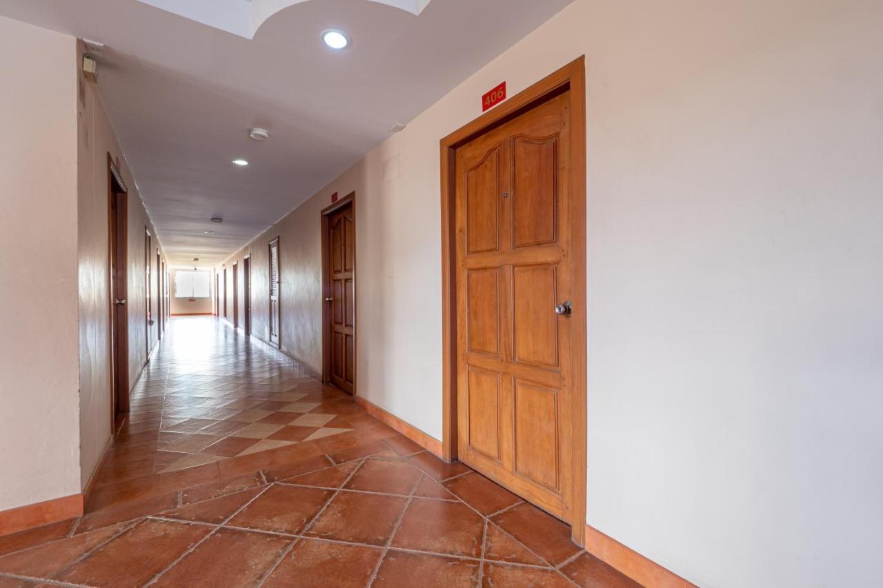 Hotel RedDoorz Navin Mansion 3 Pattaya Zewnętrze zdjęcie