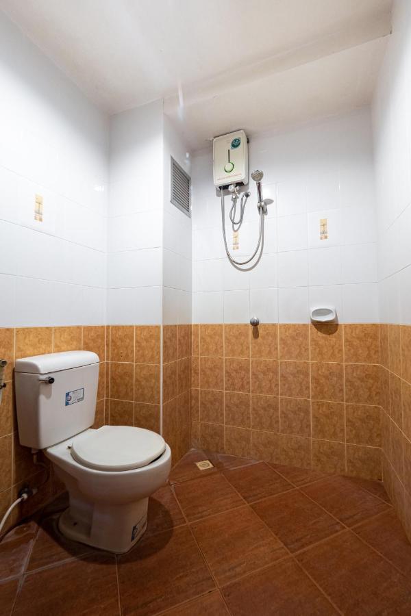 Hotel RedDoorz Navin Mansion 3 Pattaya Zewnętrze zdjęcie
