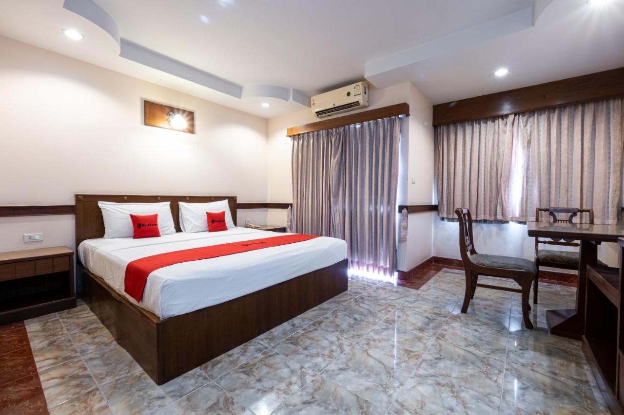 Hotel RedDoorz Navin Mansion 3 Pattaya Zewnętrze zdjęcie