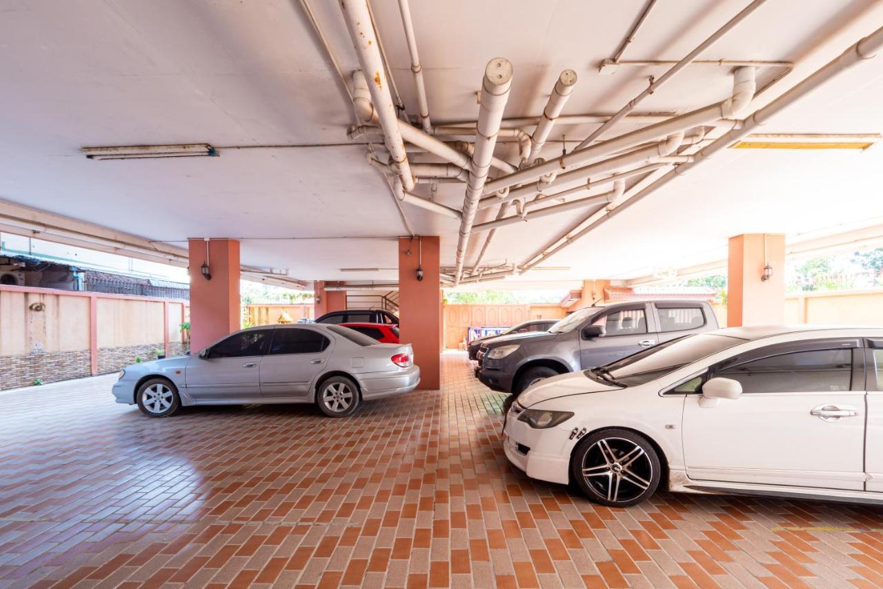 Hotel RedDoorz Navin Mansion 3 Pattaya Zewnętrze zdjęcie