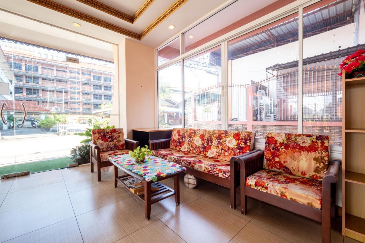 Hotel RedDoorz Navin Mansion 3 Pattaya Zewnętrze zdjęcie