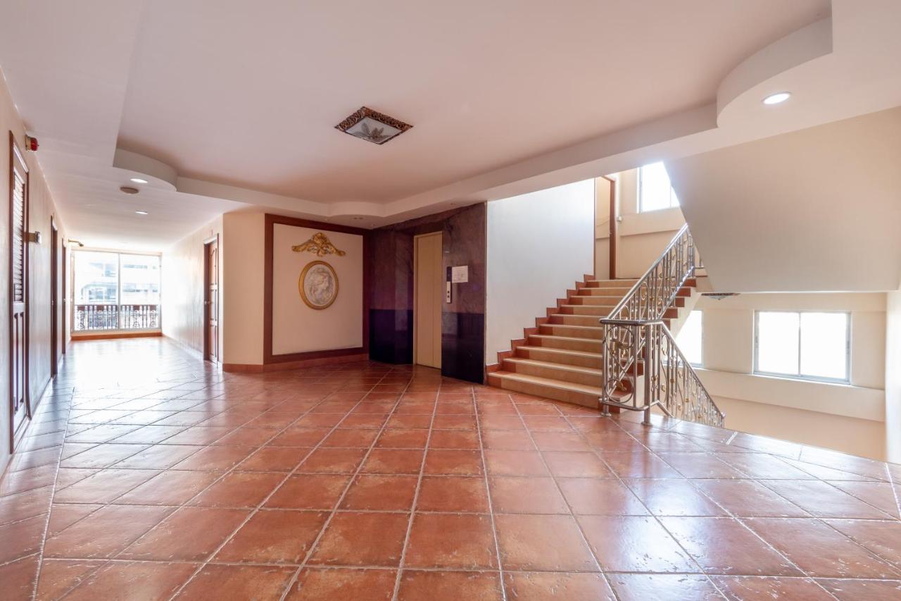 Hotel RedDoorz Navin Mansion 3 Pattaya Zewnętrze zdjęcie