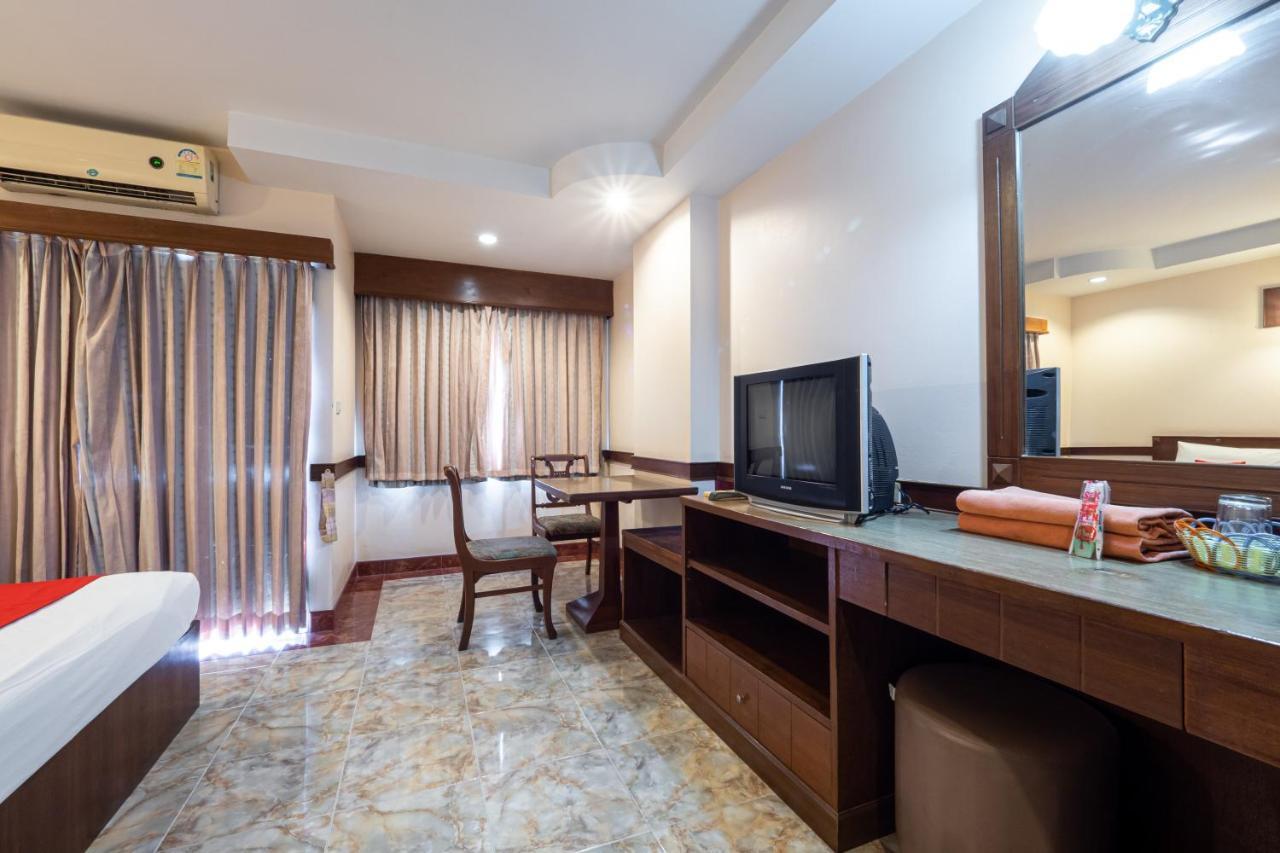 Hotel RedDoorz Navin Mansion 3 Pattaya Zewnętrze zdjęcie