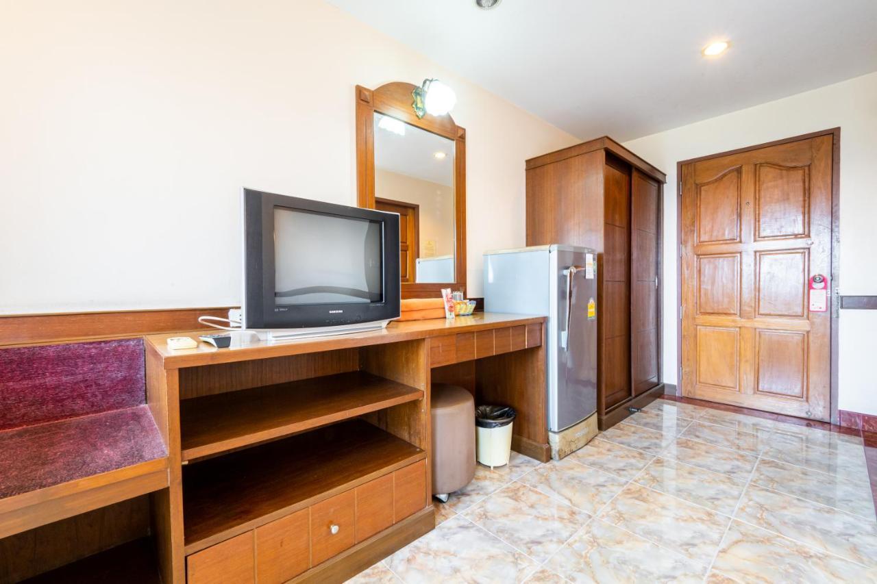 Hotel RedDoorz Navin Mansion 3 Pattaya Zewnętrze zdjęcie