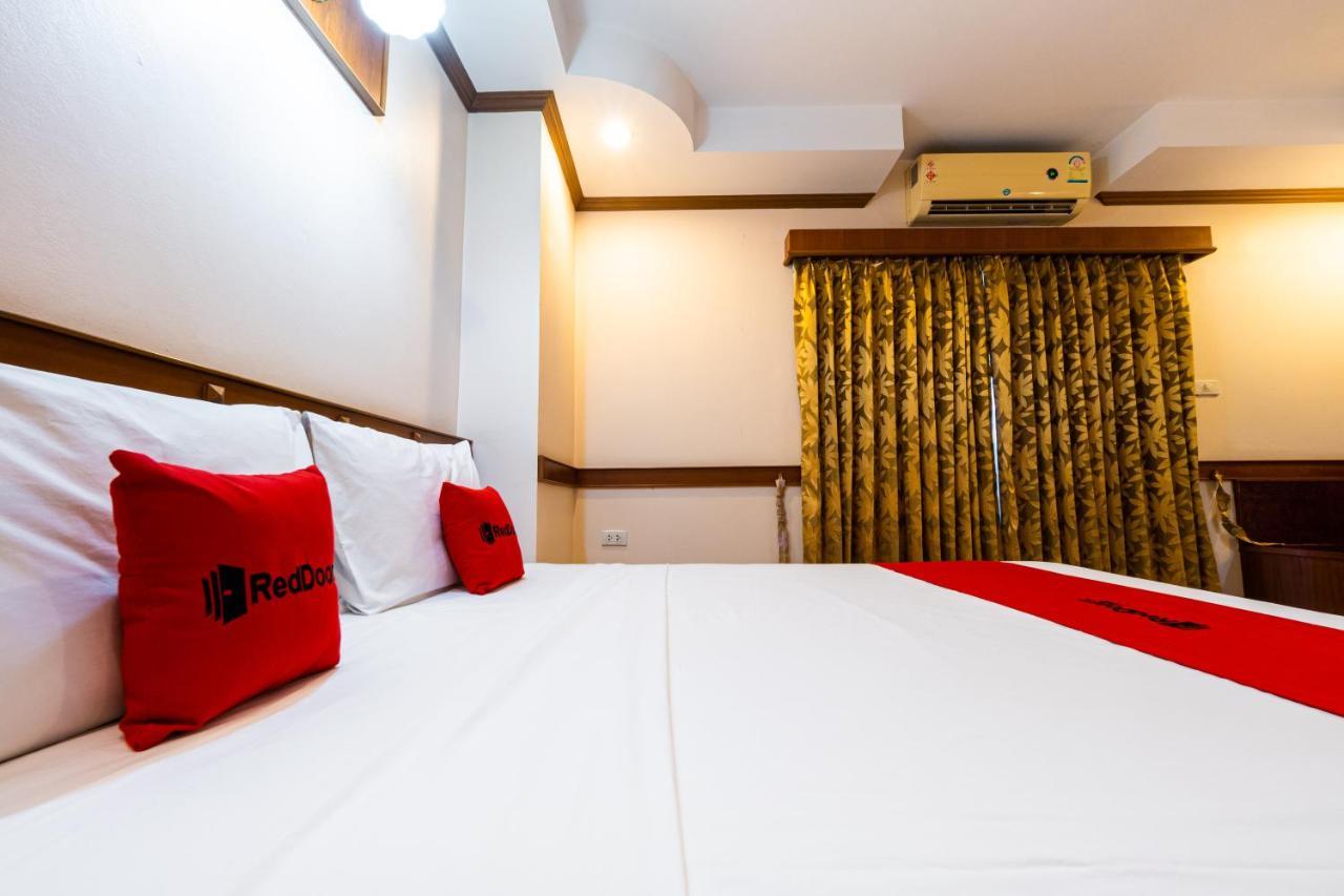 Hotel RedDoorz Navin Mansion 3 Pattaya Zewnętrze zdjęcie