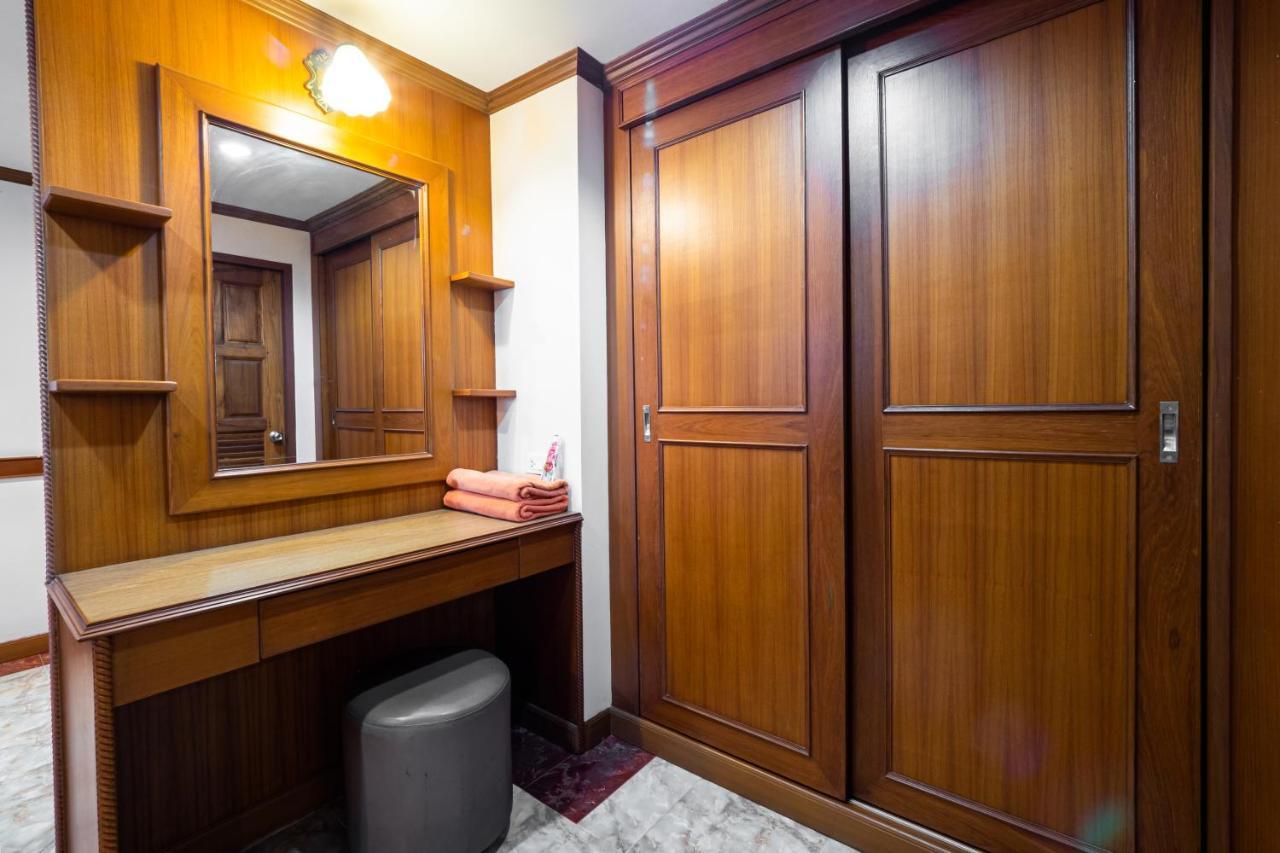 Hotel RedDoorz Navin Mansion 3 Pattaya Zewnętrze zdjęcie