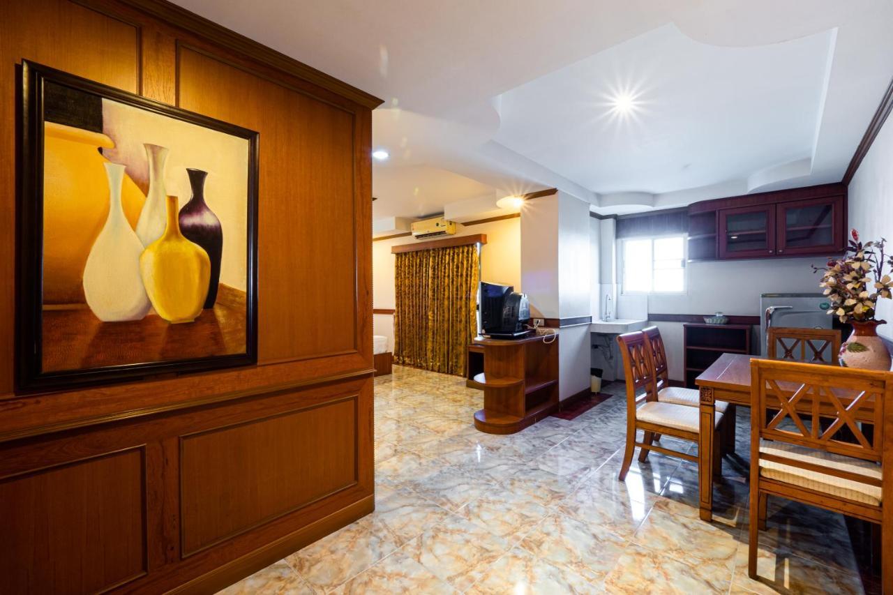 Hotel RedDoorz Navin Mansion 3 Pattaya Zewnętrze zdjęcie